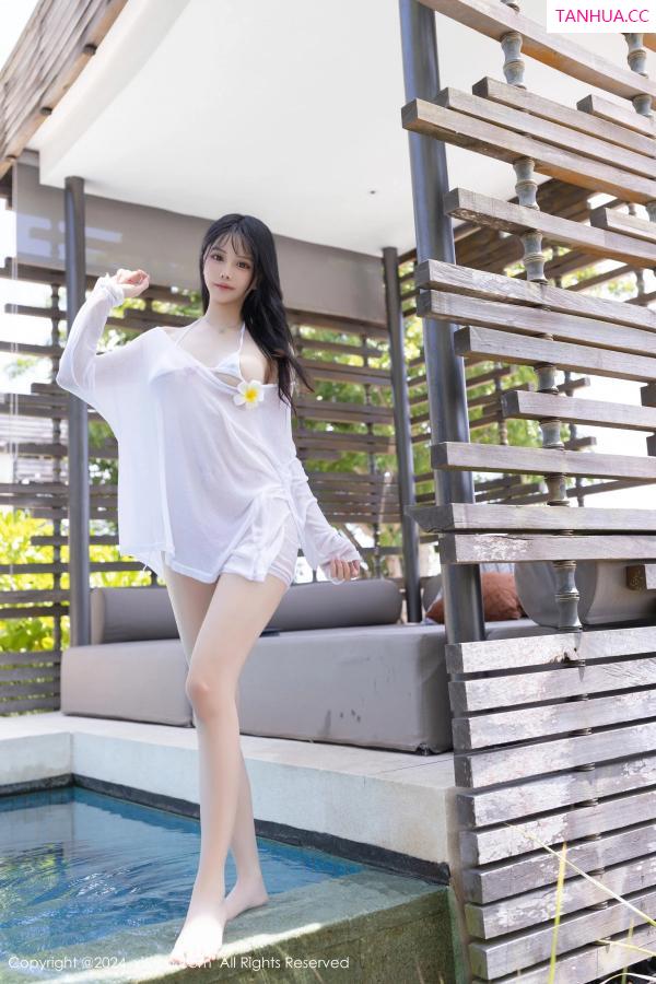   [XiuRen]高清写真图 2024.03.08 No.8203 幼幼 性感美腿第24张图片